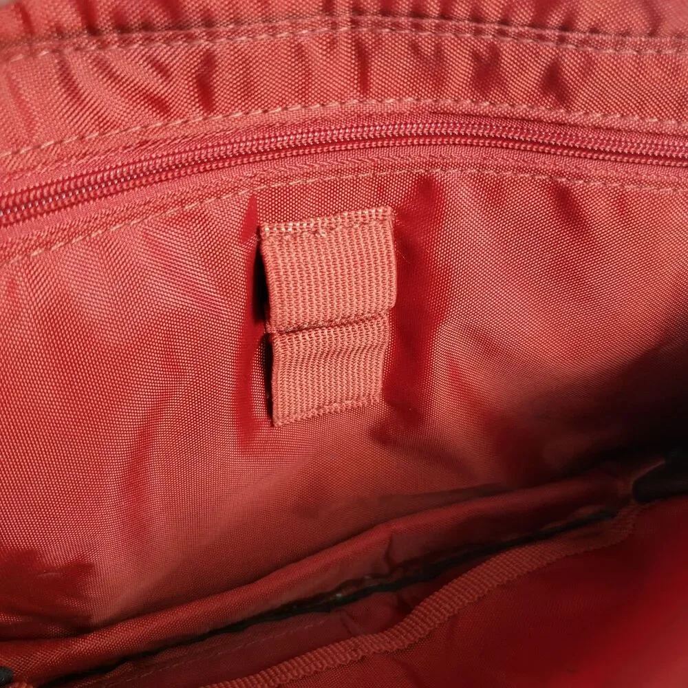 Eddie Bauer Crossbody/Messenger Bag Adjustable Straps Multiple Compartments EUC